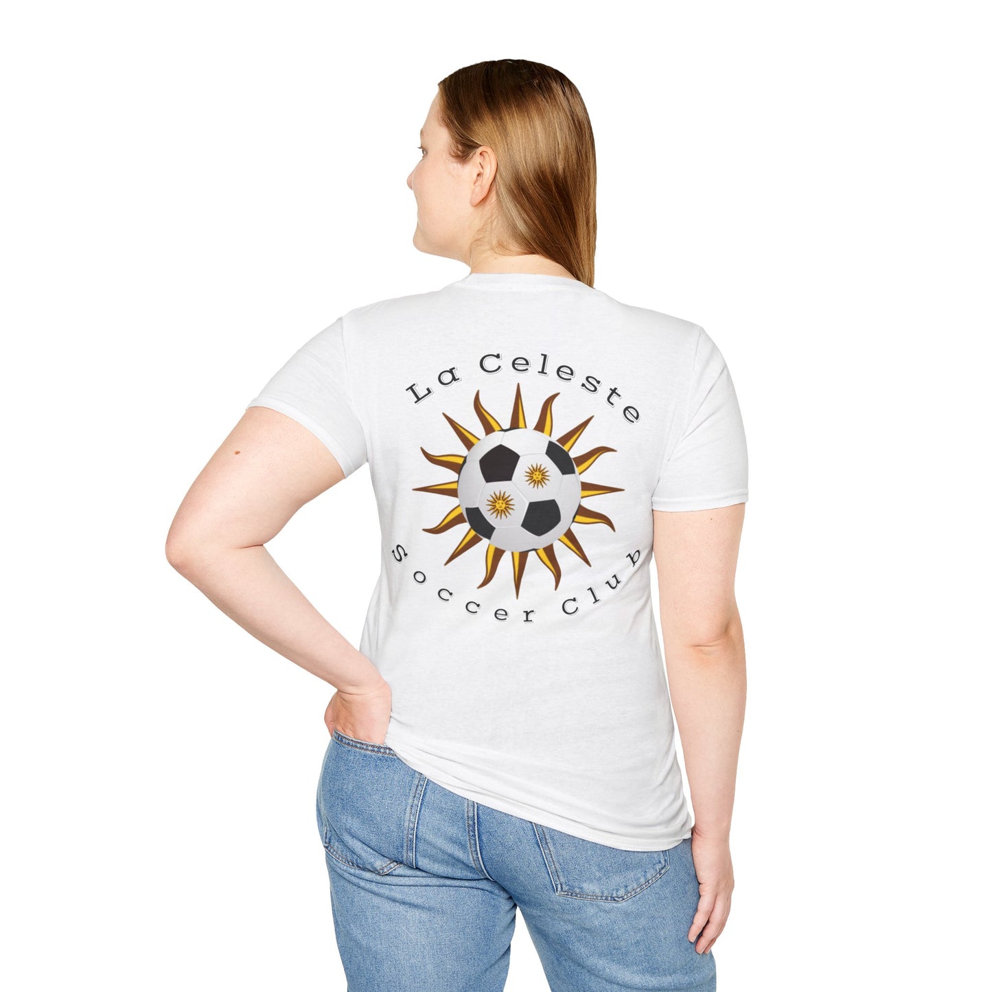La Celeste S.C Más que un Club, Una Familia - Unisex Softstyle T-Shirt