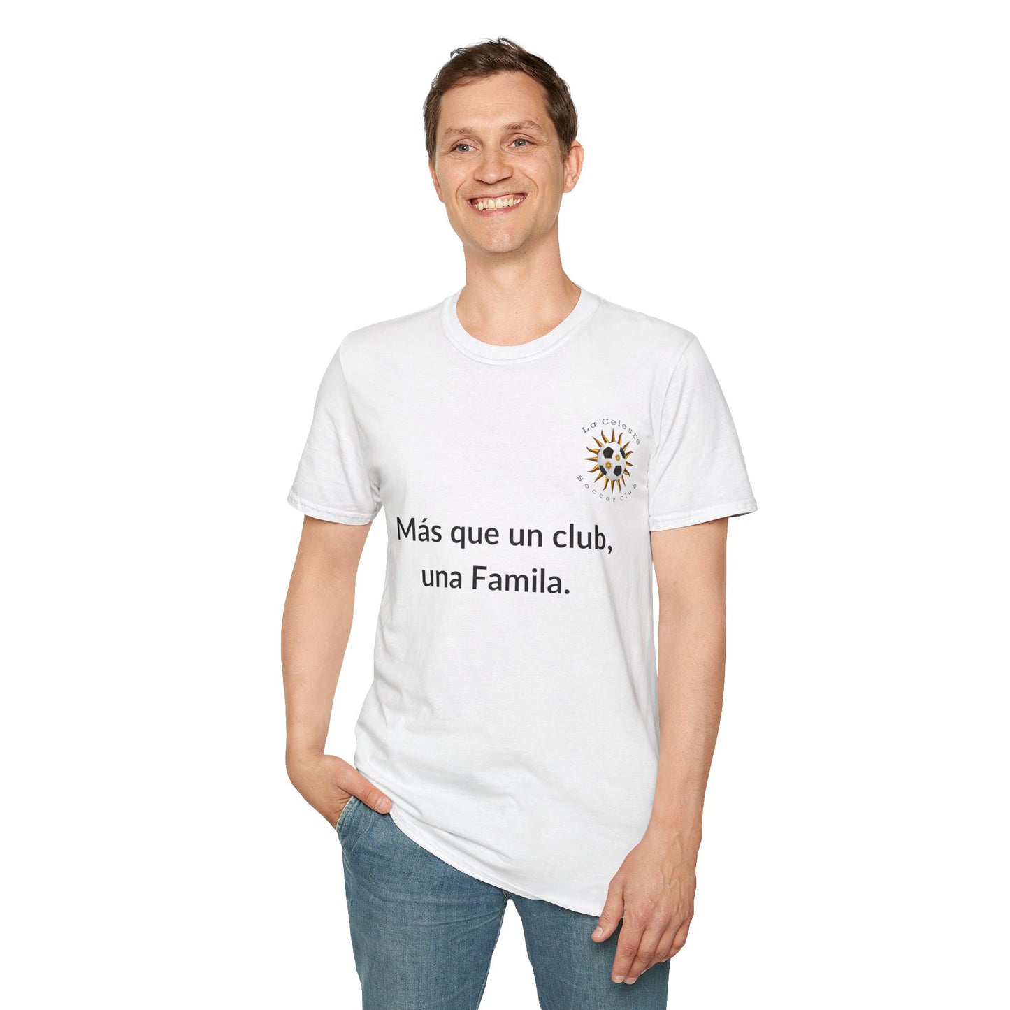 La Celeste S.C Más que un Club, Una Familia - Unisex Softstyle T-Shirt