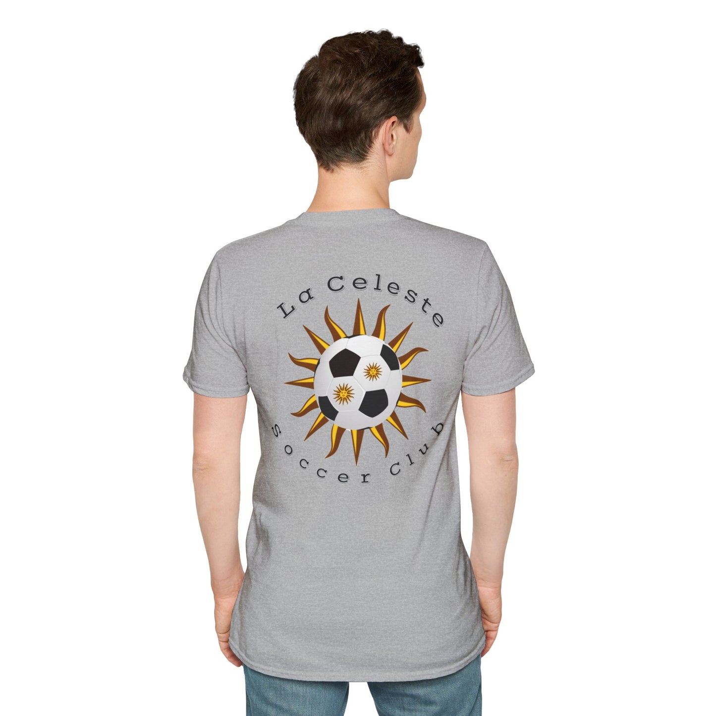 La Celeste S.C Más que un Club, Una Familia - Unisex Softstyle T-Shirt