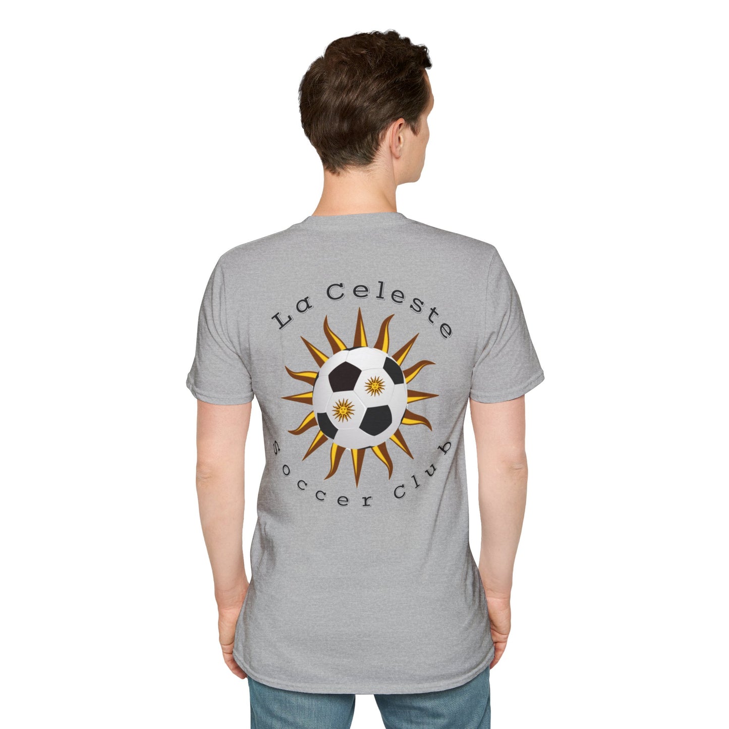 La Celeste S.C Más que un Club, Una Familia - Unisex Softstyle T-Shirt