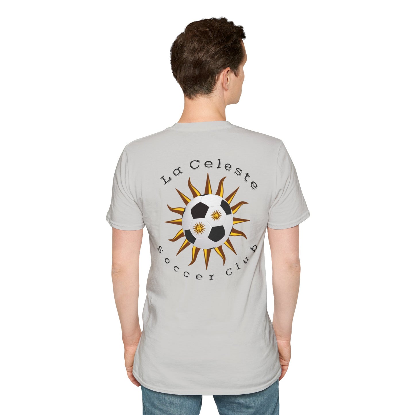 La Celeste S.C Más que un Club, Una Familia - Unisex Softstyle T-Shirt