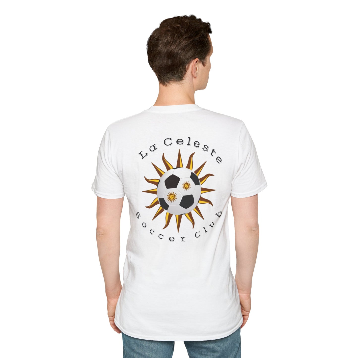 La Celeste S.C Más que un Club, Una Familia - Unisex Softstyle T-Shirt