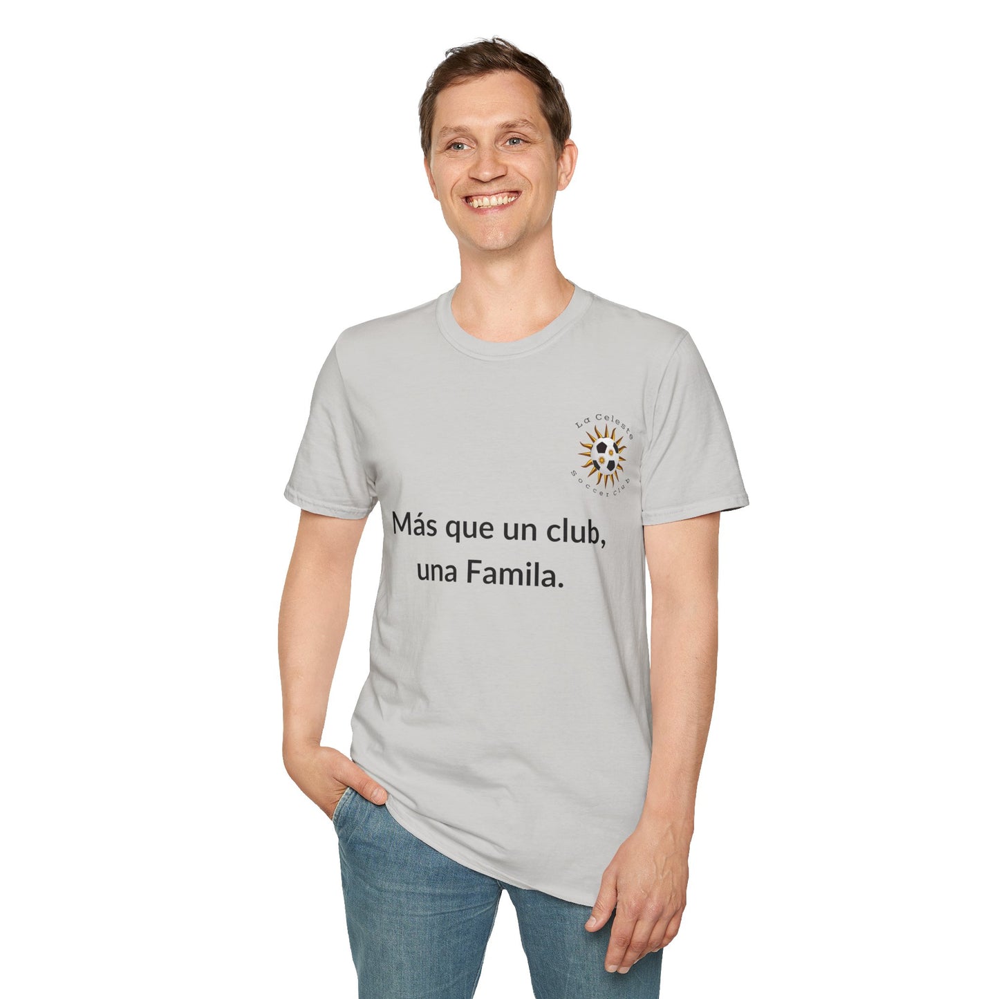La Celeste S.C Más que un Club, Una Familia - Unisex Softstyle T-Shirt