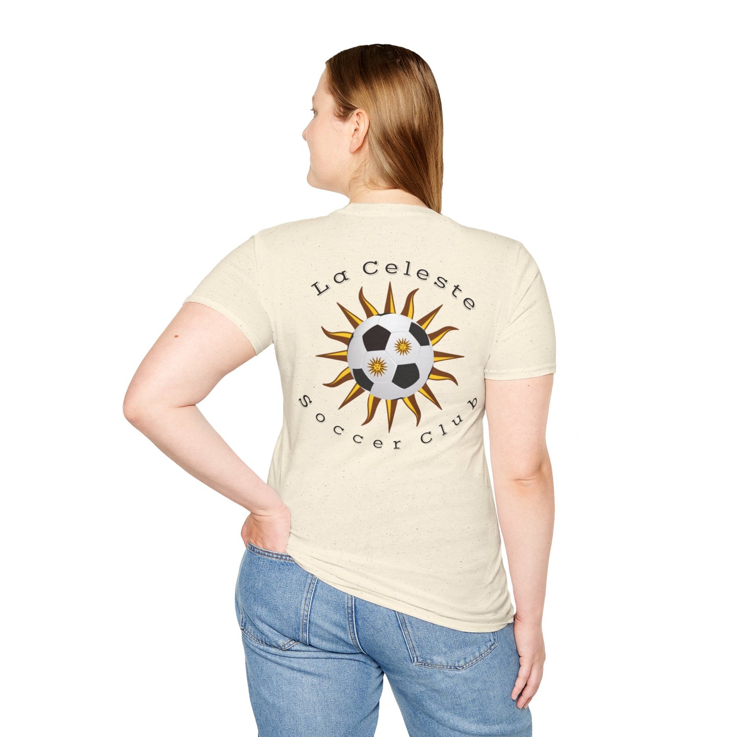 La Celeste S.C Más que un Club, Una Familia - Unisex Softstyle T-Shirt