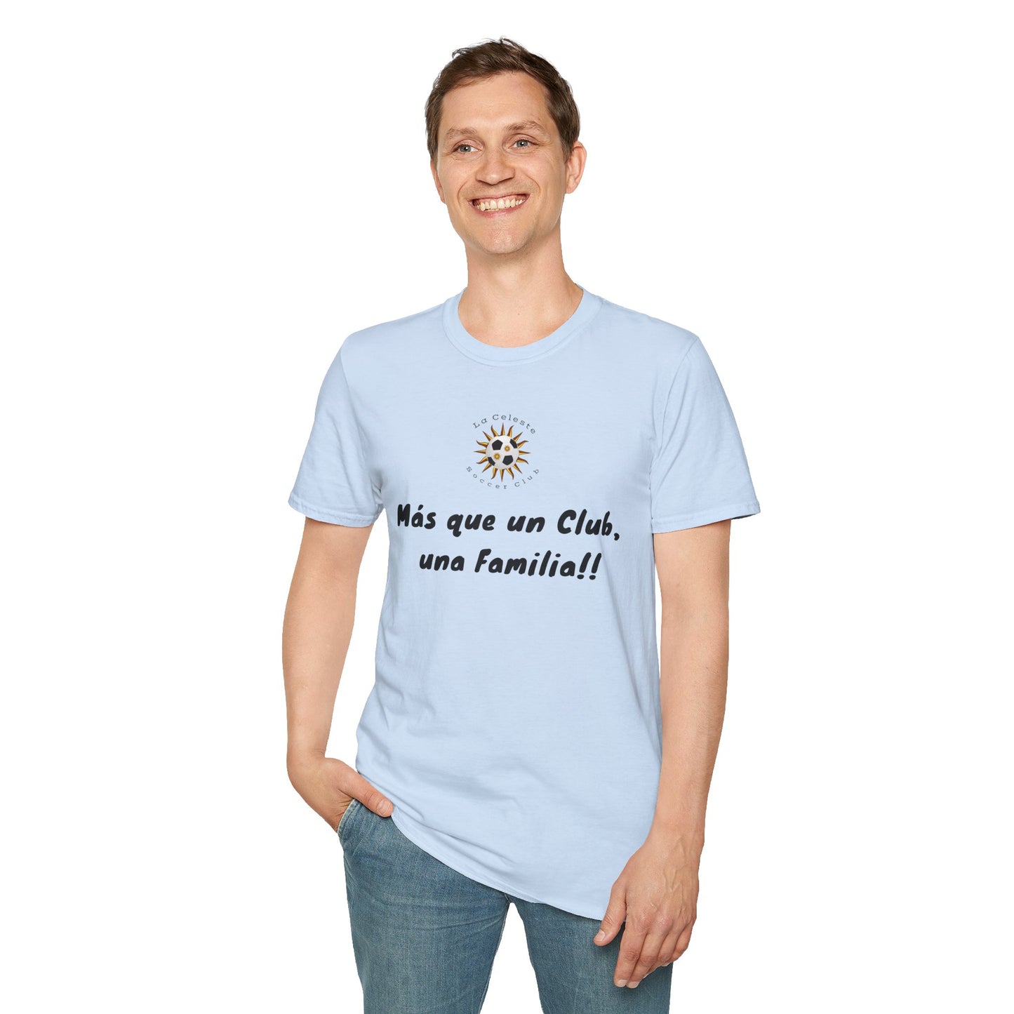 La Celeste S.C Más que un Club, Una Familia - Unisex Softstyle T-Shirt